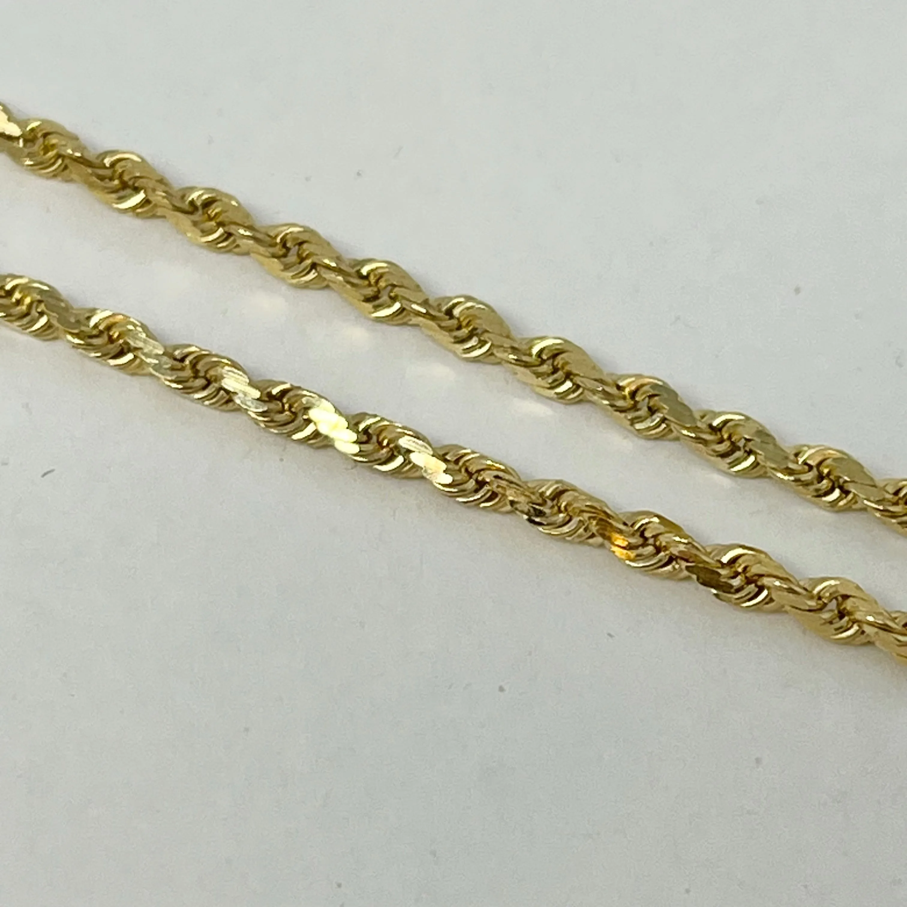 14K Twisted Chain Necklace with Pearl Heart Pendant