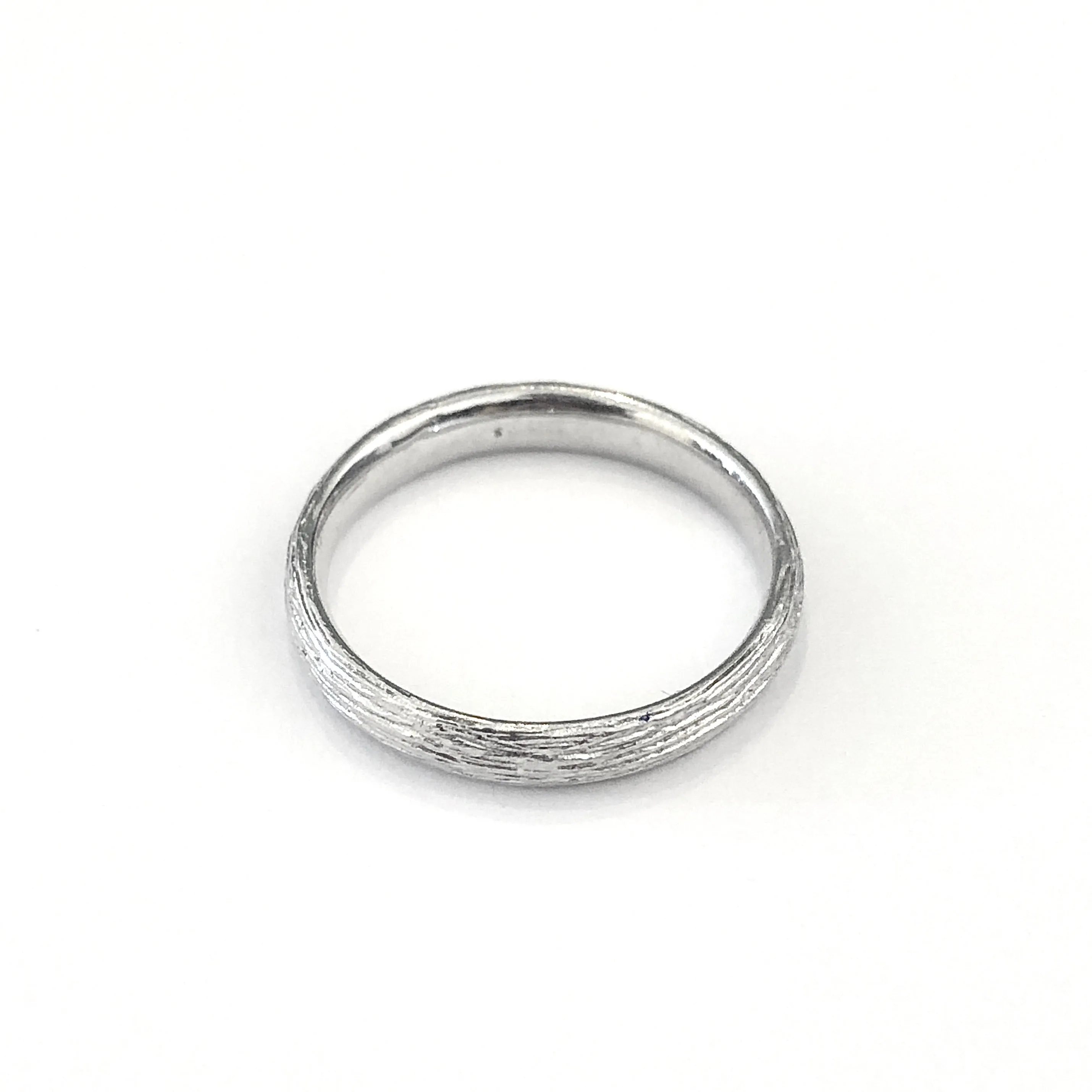 3 mm Half Round Band with Bark Texture