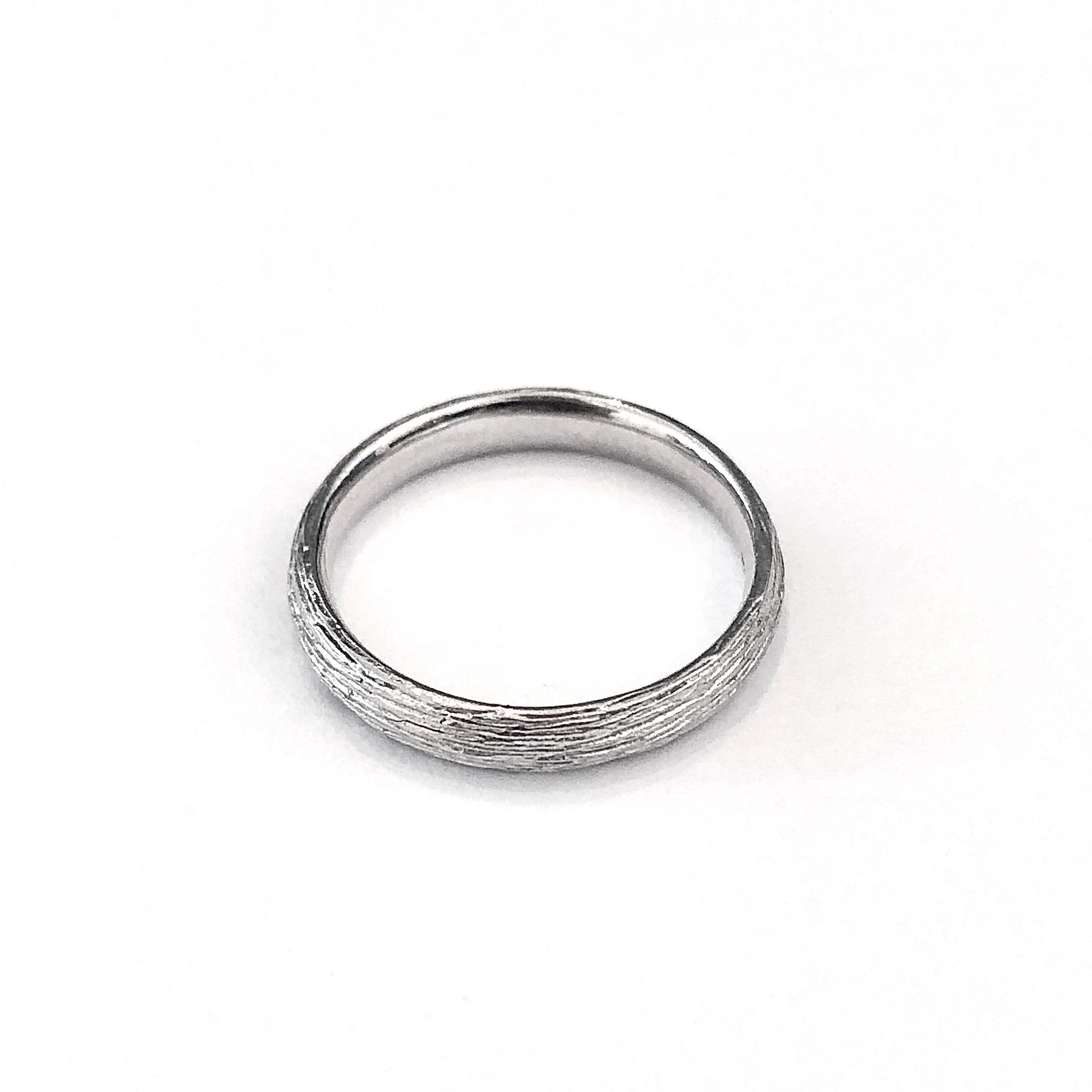 3 mm Half Round Band with Bark Texture