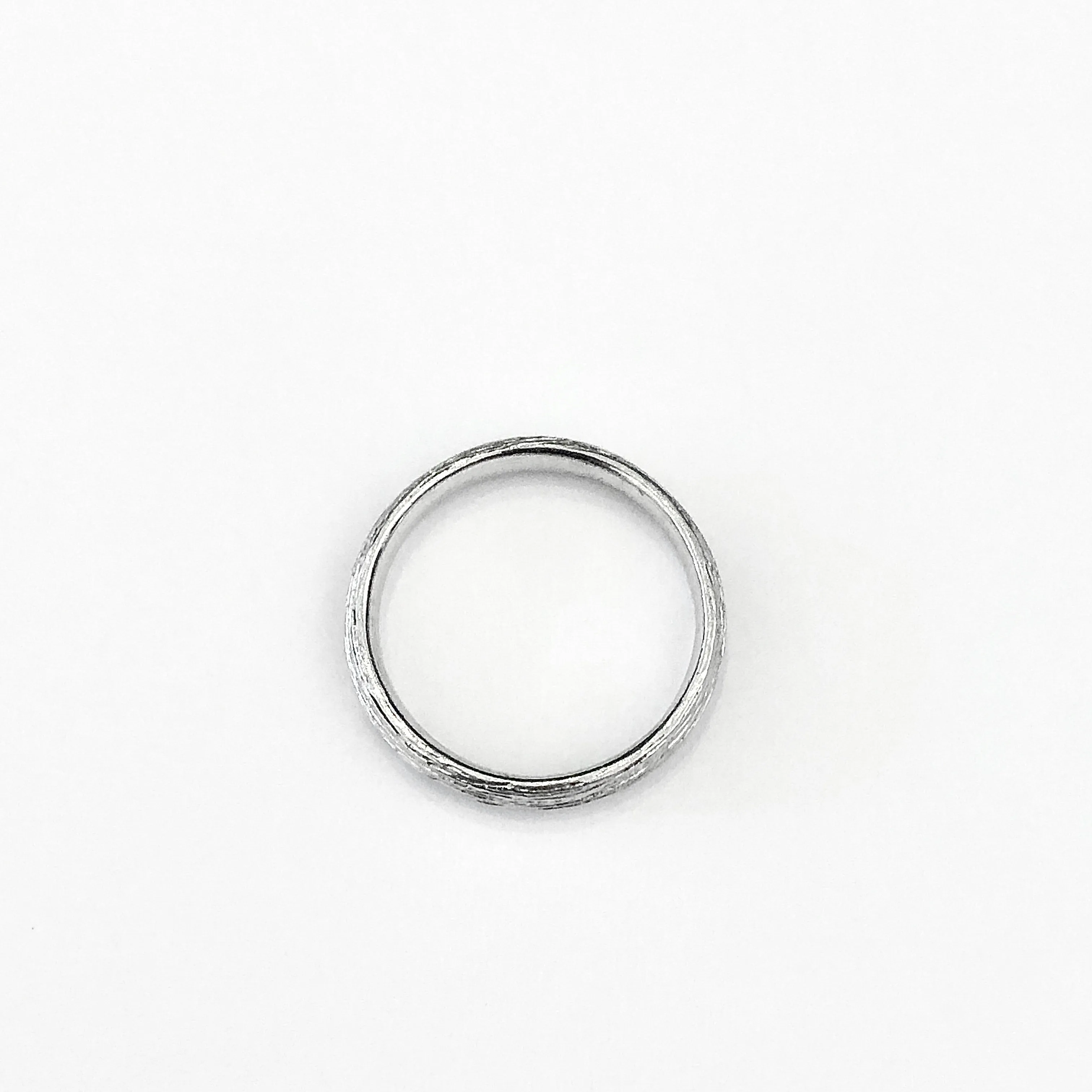 3 mm Half Round Band with Bark Texture