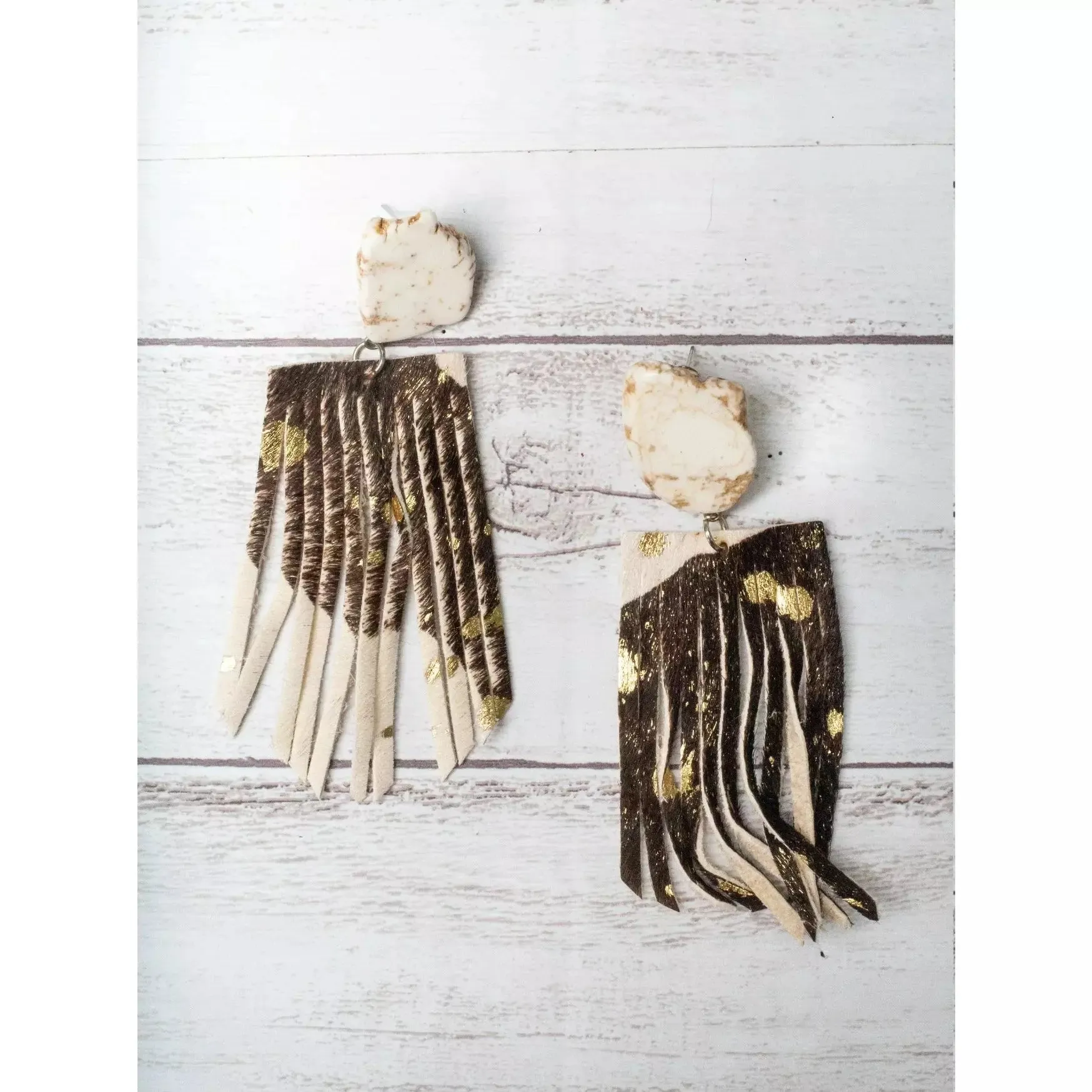 BROWN | Let's Go Girls :: Earrings