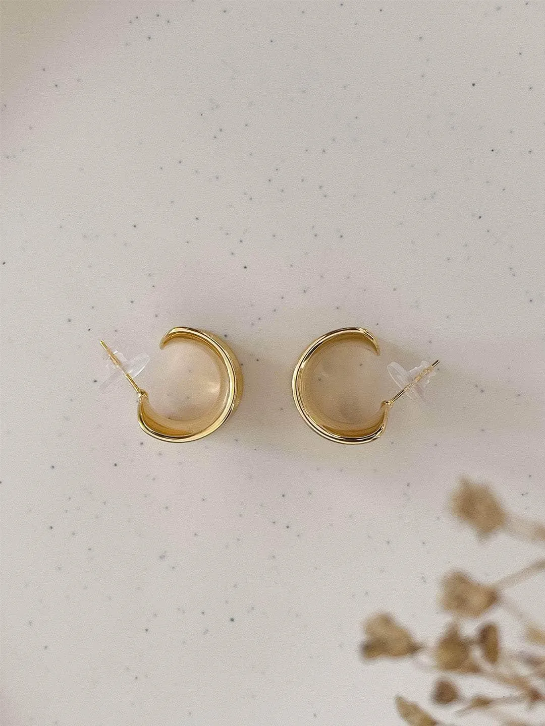 C Shaped Curve Earrings