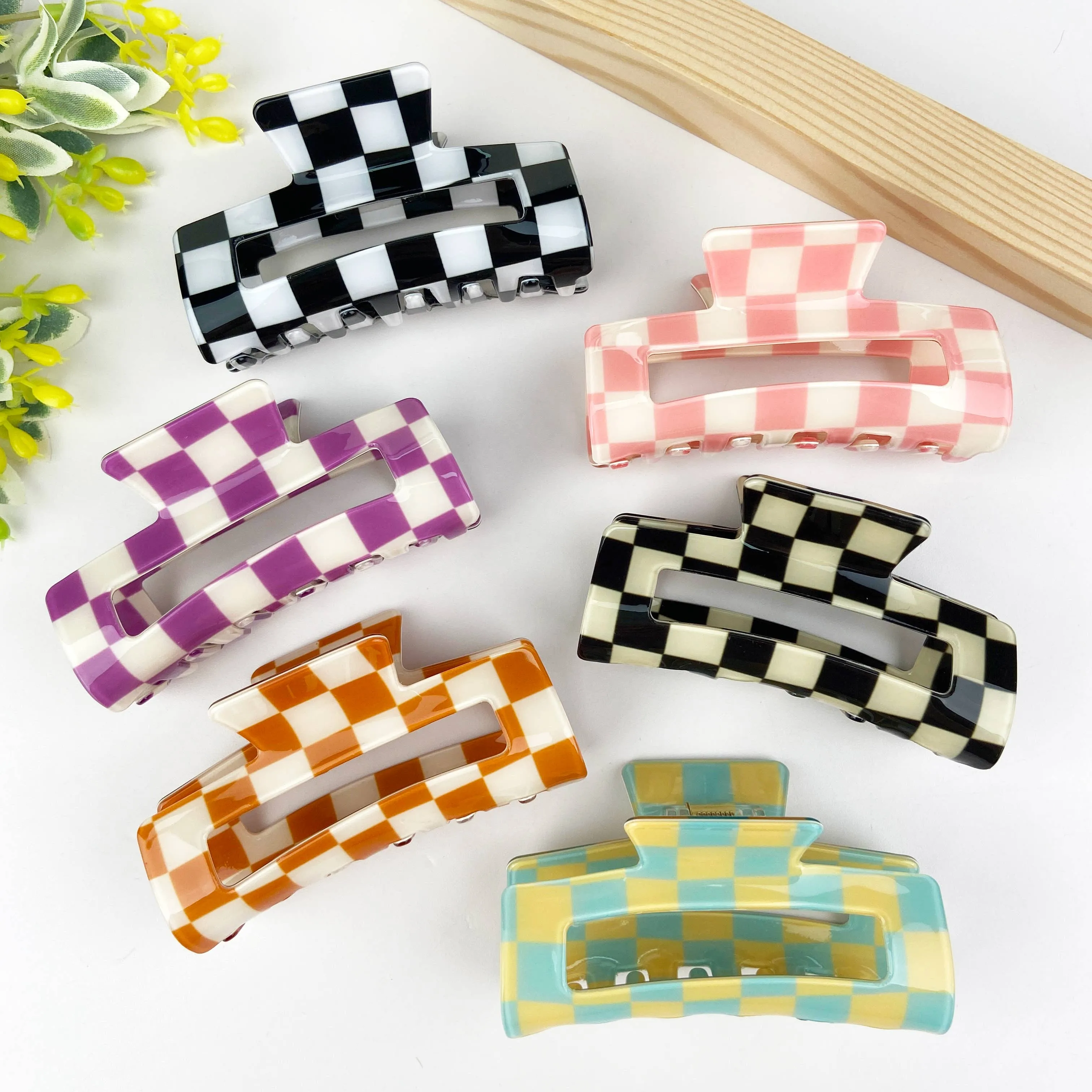 Checkerboard retro hair claw clip: Orange white