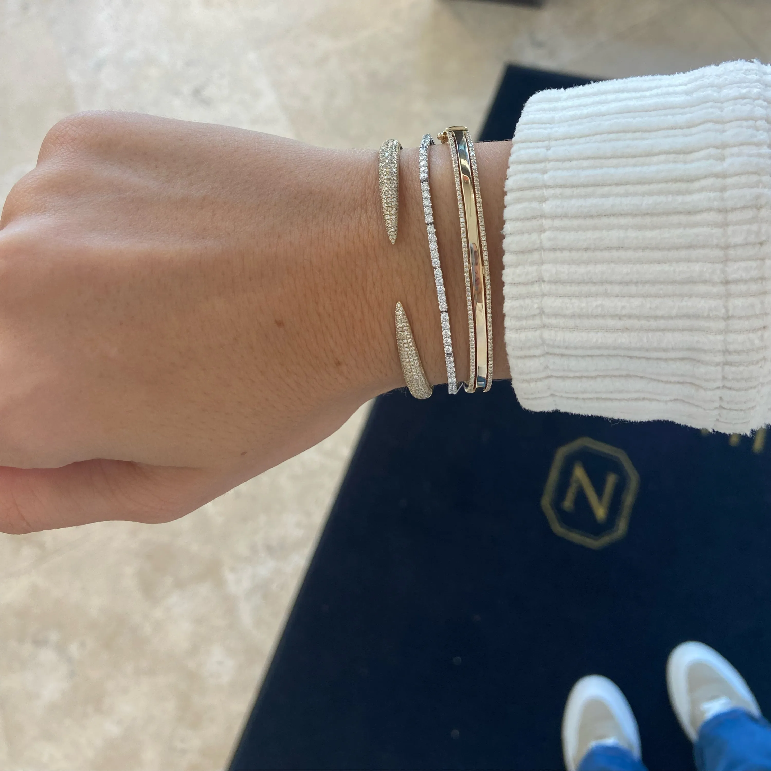 Diamond Border Bangle
