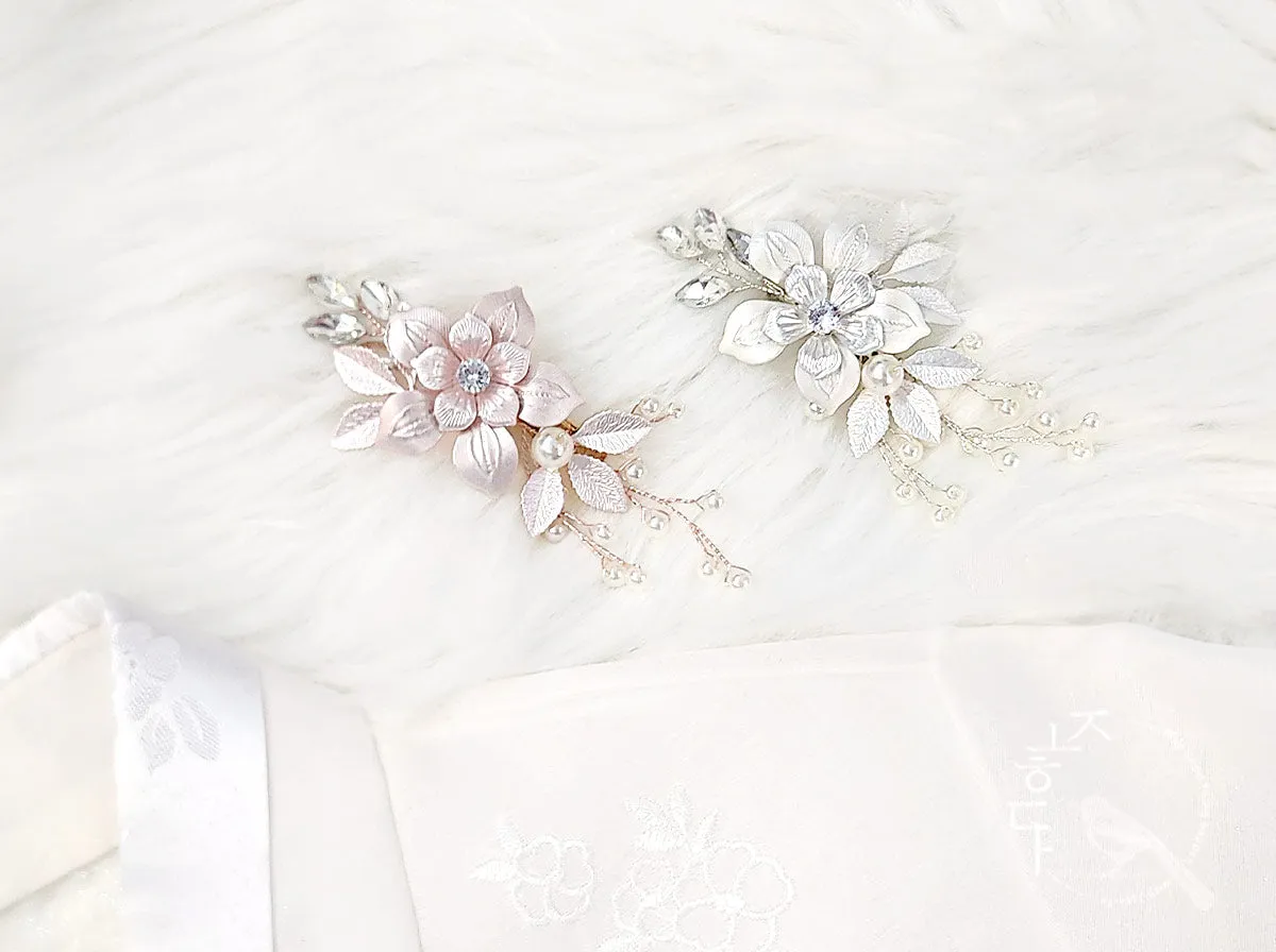 Elegant Double Flower Hair Pin (2 Colors)
