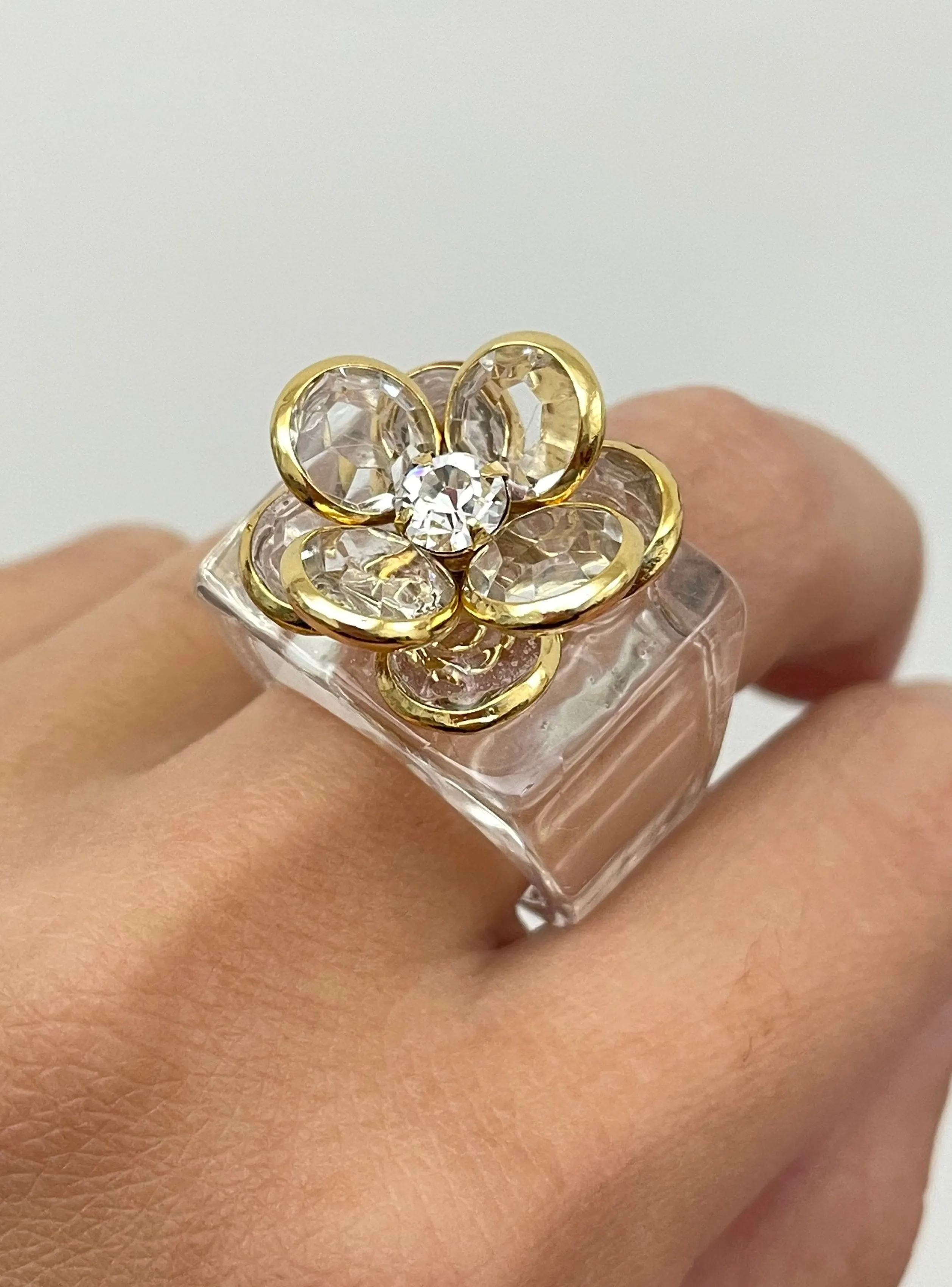 FLORA RING