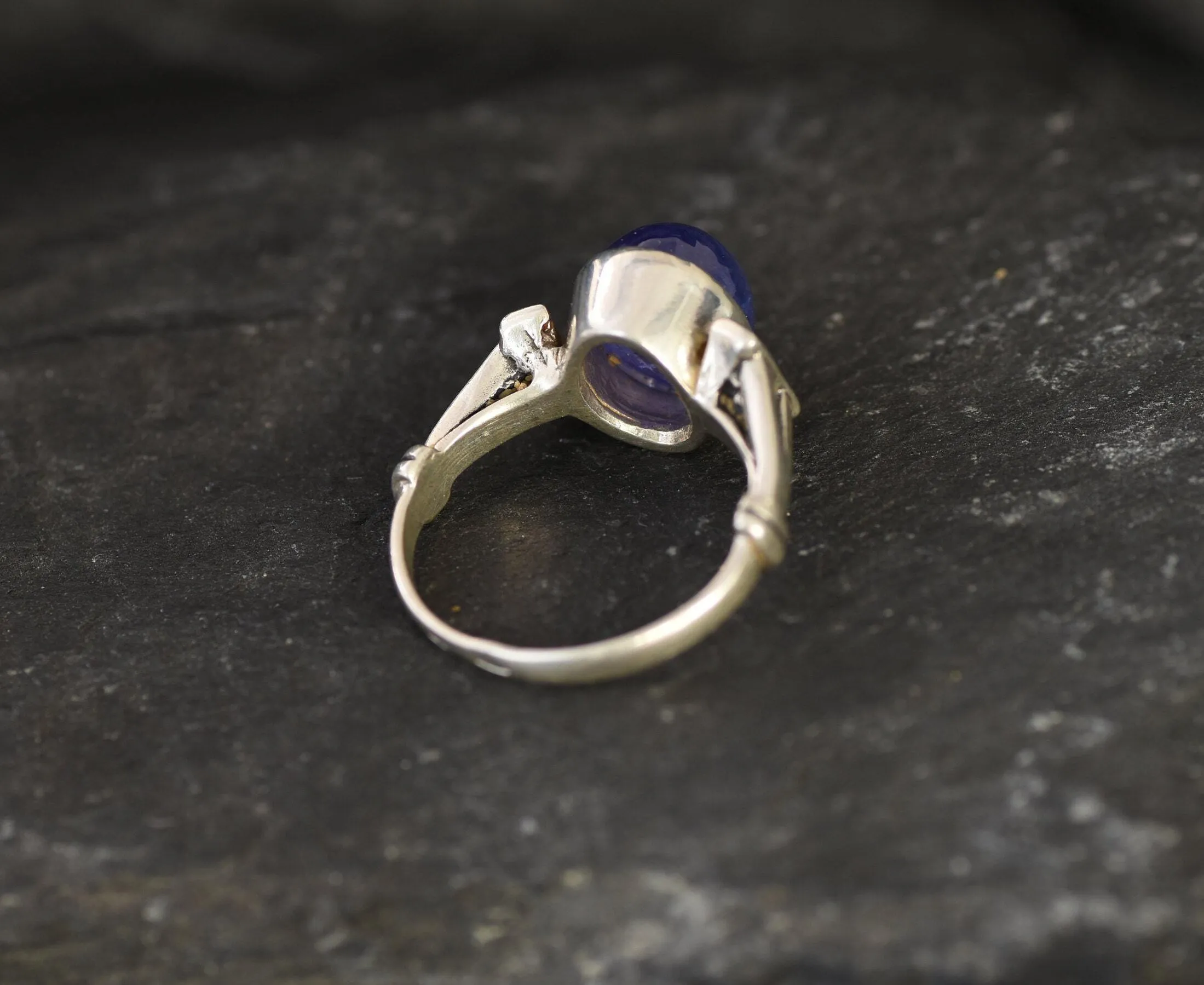 Genuine Tanzanite Ring - Blue Promise Ring - Vintage Oval Ring