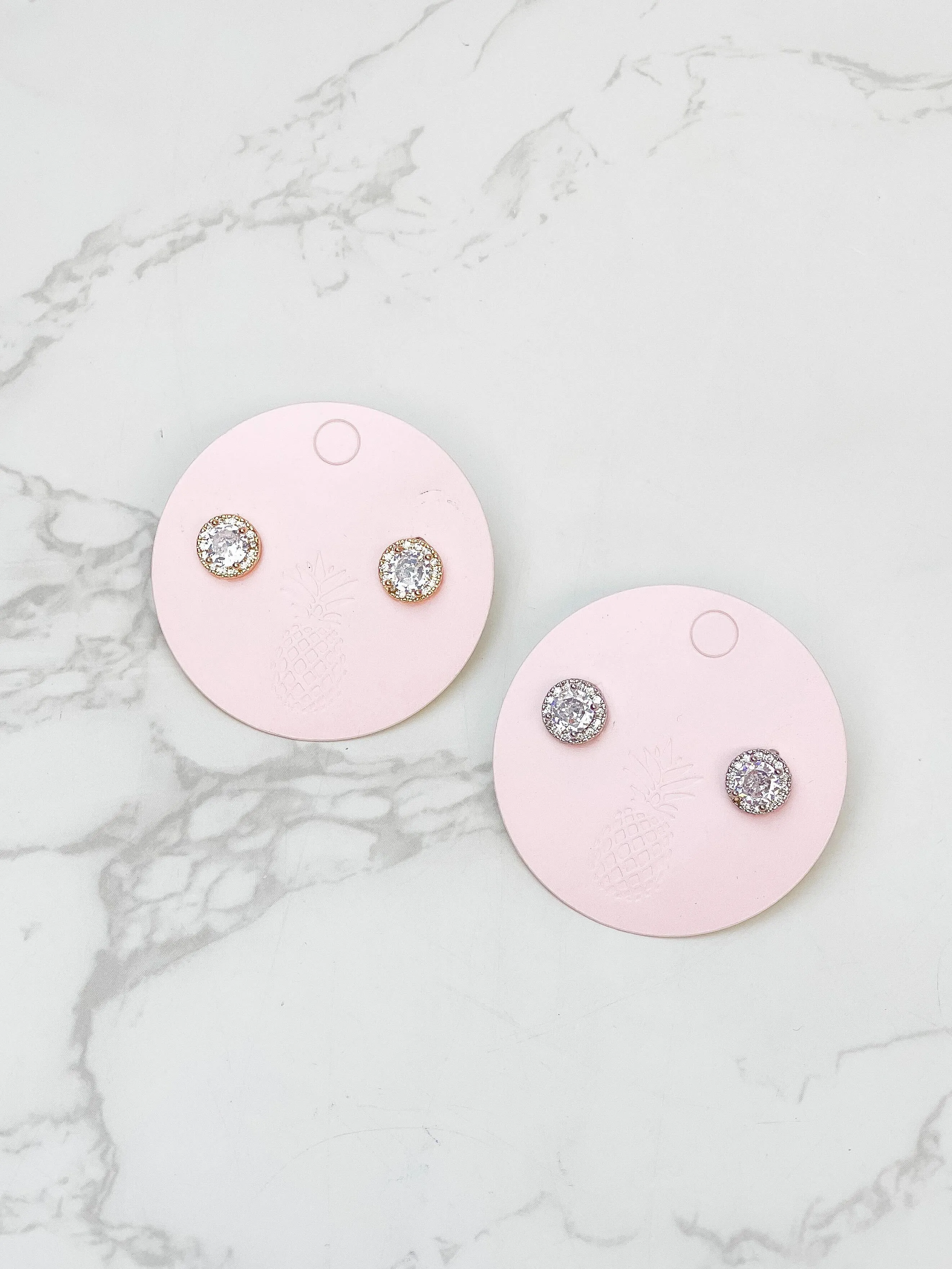 Glitzy Halo Circle Stud Earrings - Gold