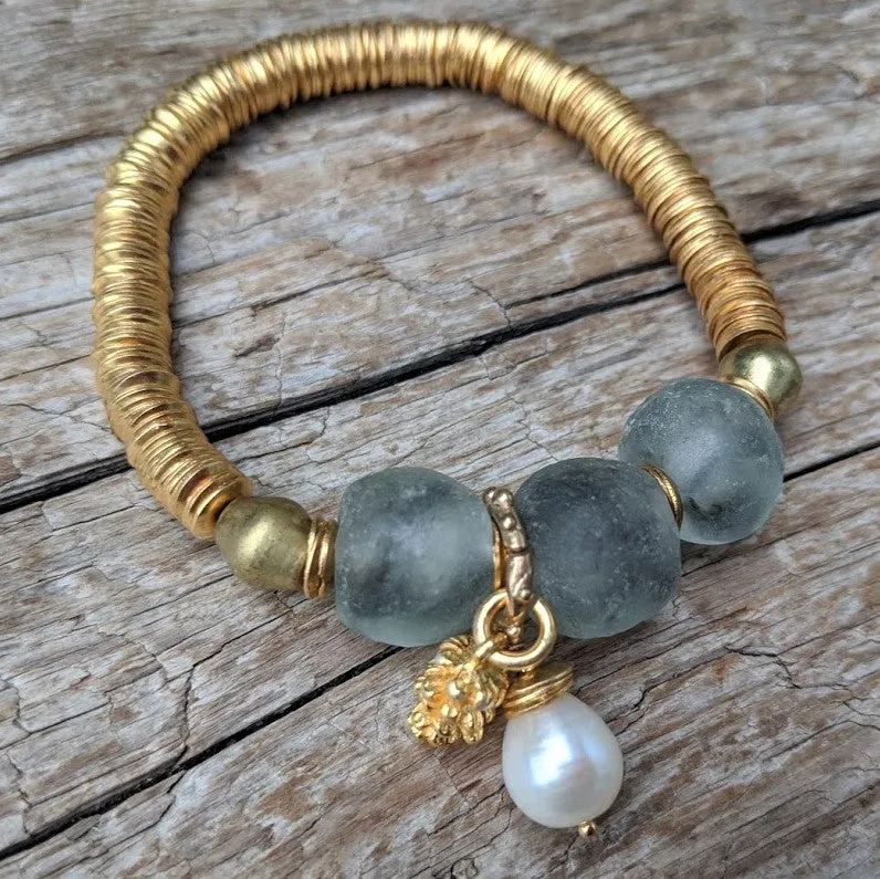 Gray Sea Glass Elastic Bracelet with Pine Cone and Pearl Charms
