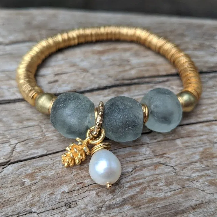 Gray Sea Glass Elastic Bracelet with Pine Cone and Pearl Charms