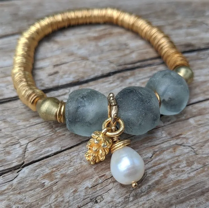 Gray Sea Glass Elastic Bracelet with Pine Cone and Pearl Charms