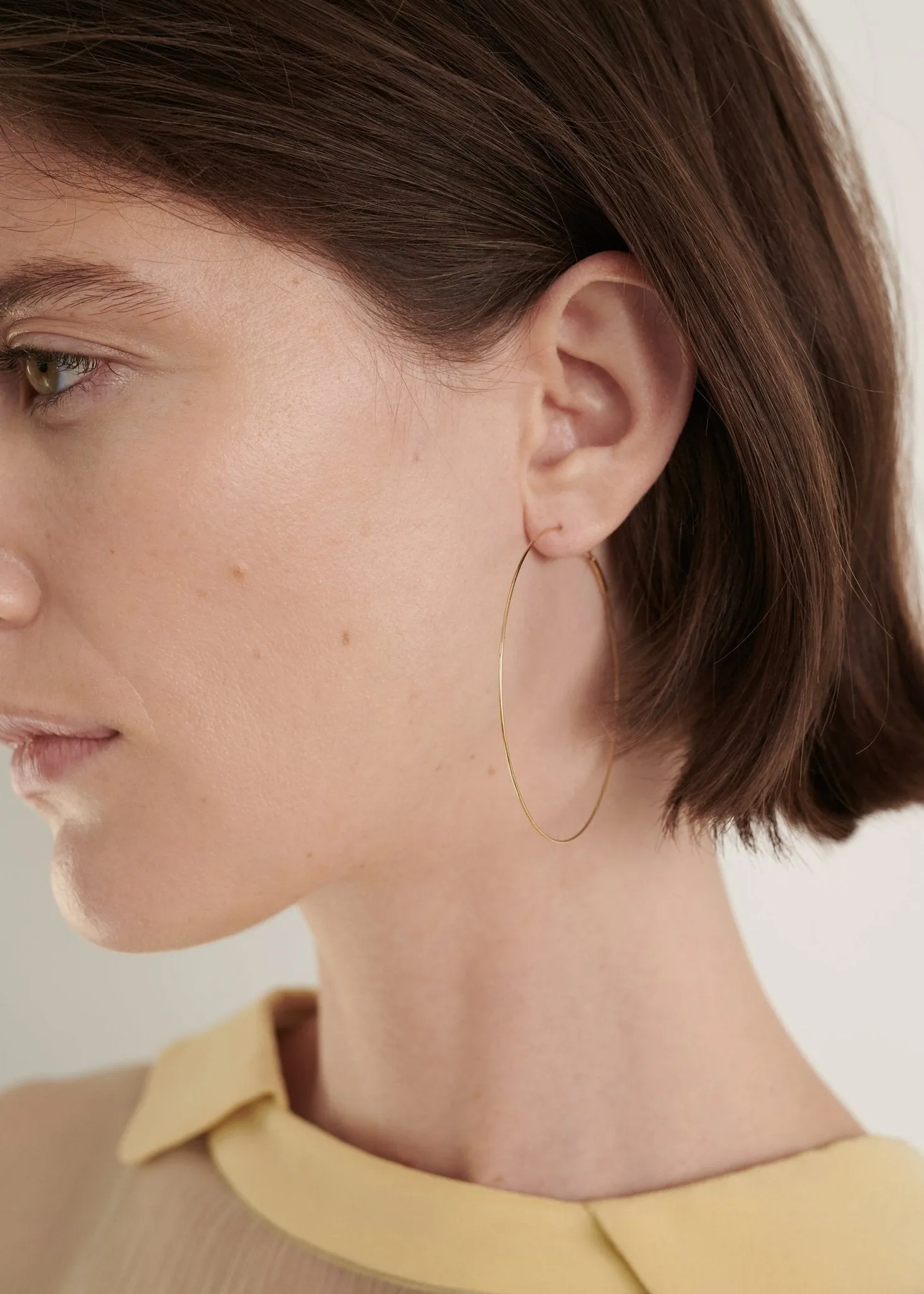 Hoop Earrings in 14k Gold