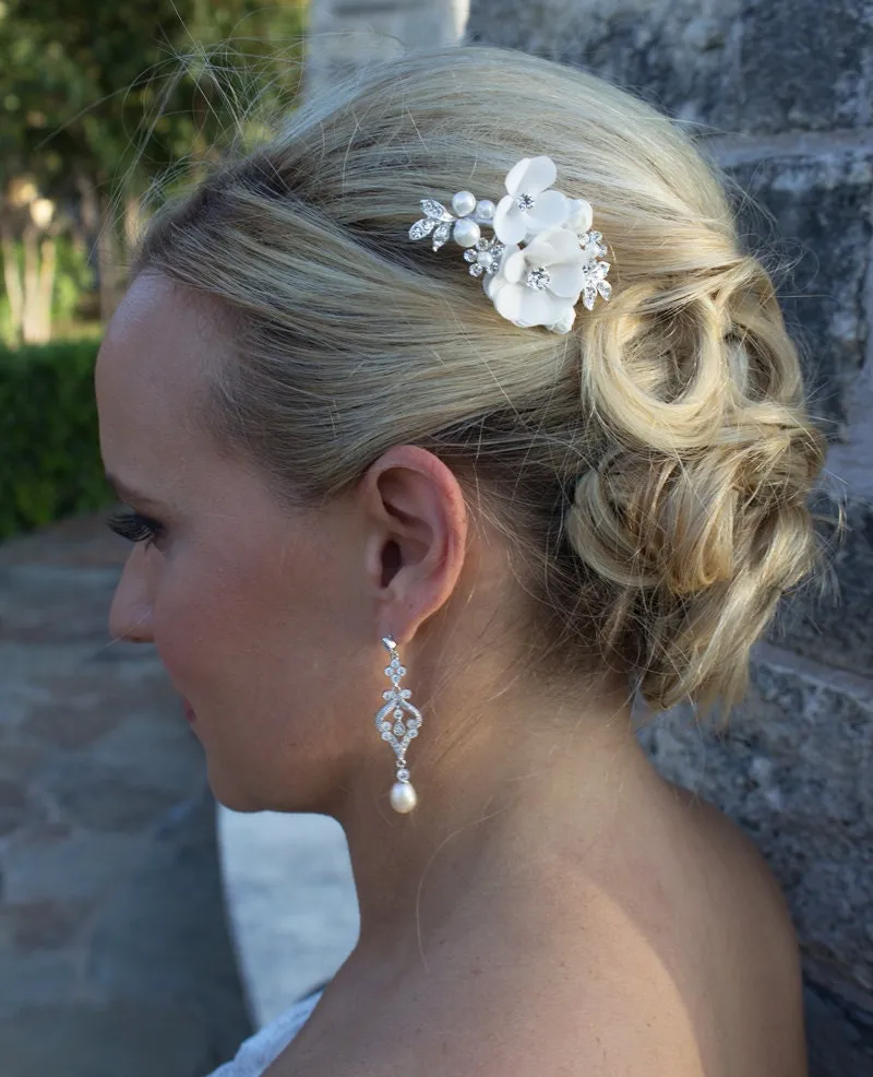 Lola Pearl Flowers Hairpin Set of 2