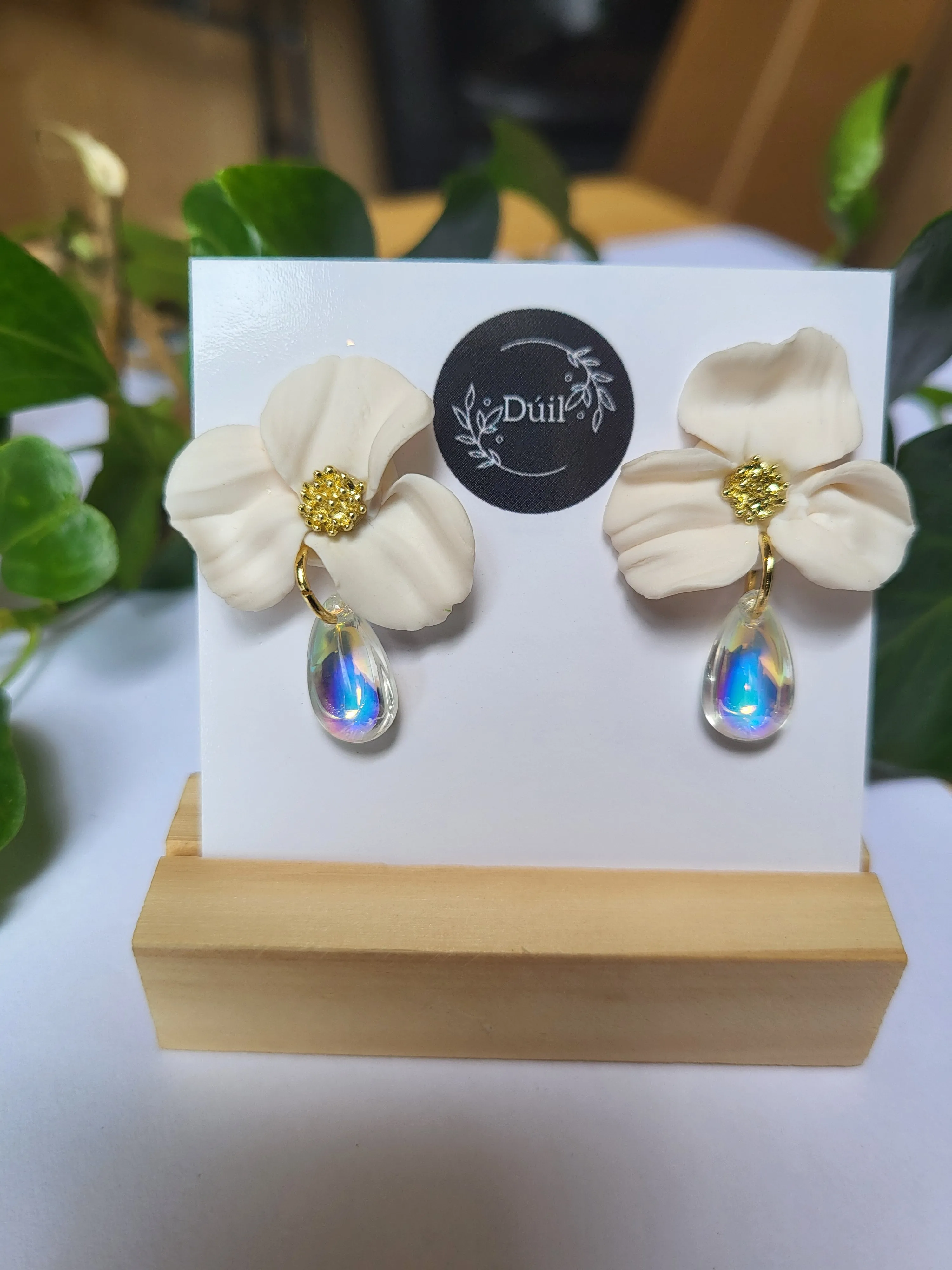 Nicola Stud Earrings