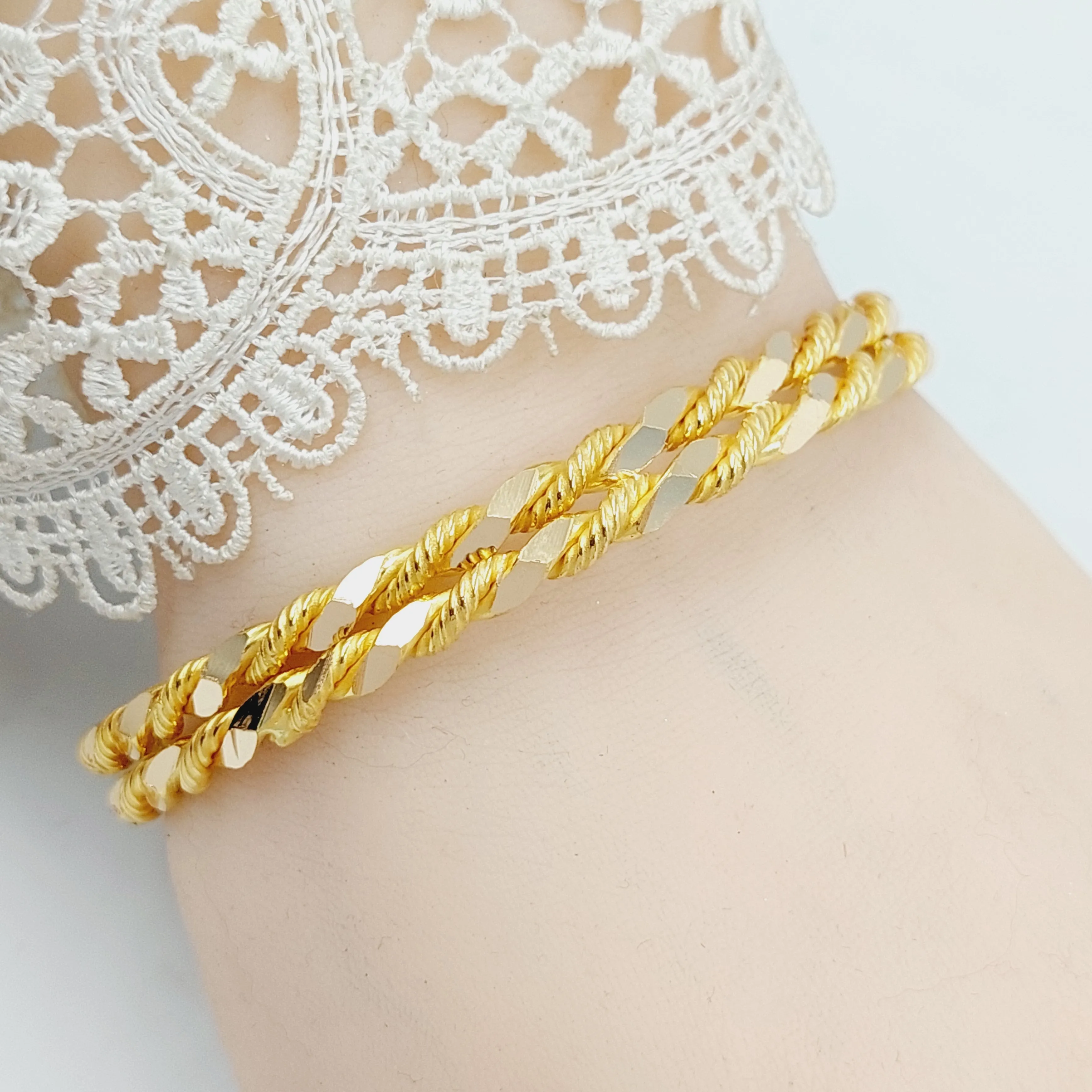 Solid Twisted Bangle