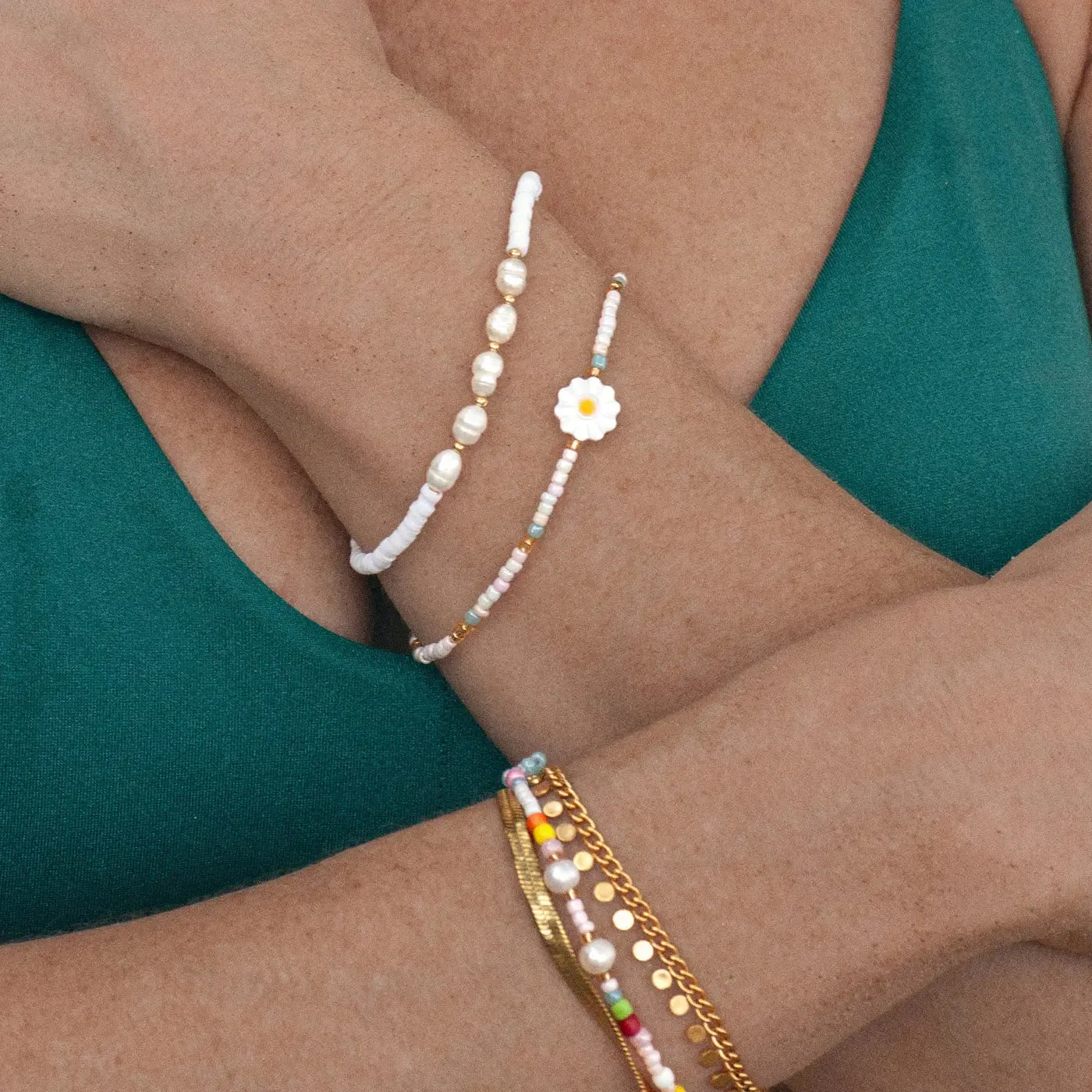 Tove - Daisy Flower Pastel Bead Bracelet