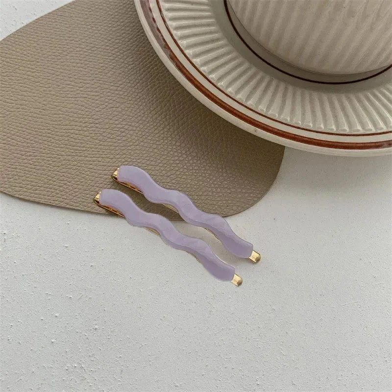 VAIGE Vibrant Geometric Metal Resin Hair Clips in Multicolor