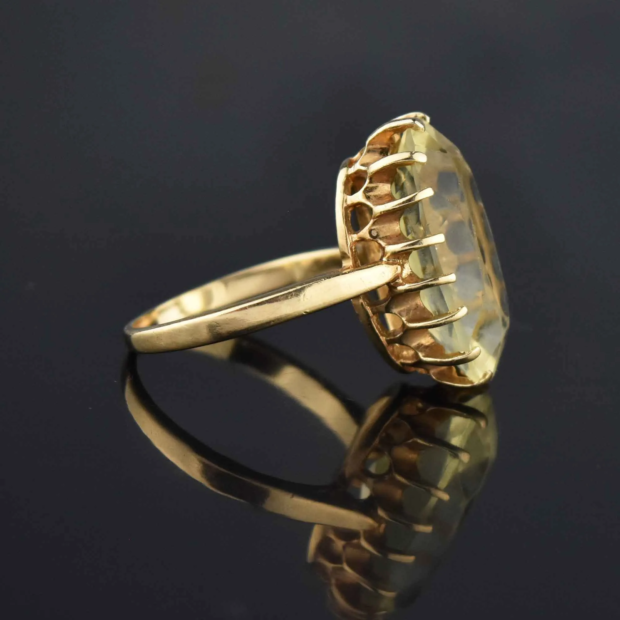 Vintage 10K Gold Citrine Cocktail Ring, 10 CTW
