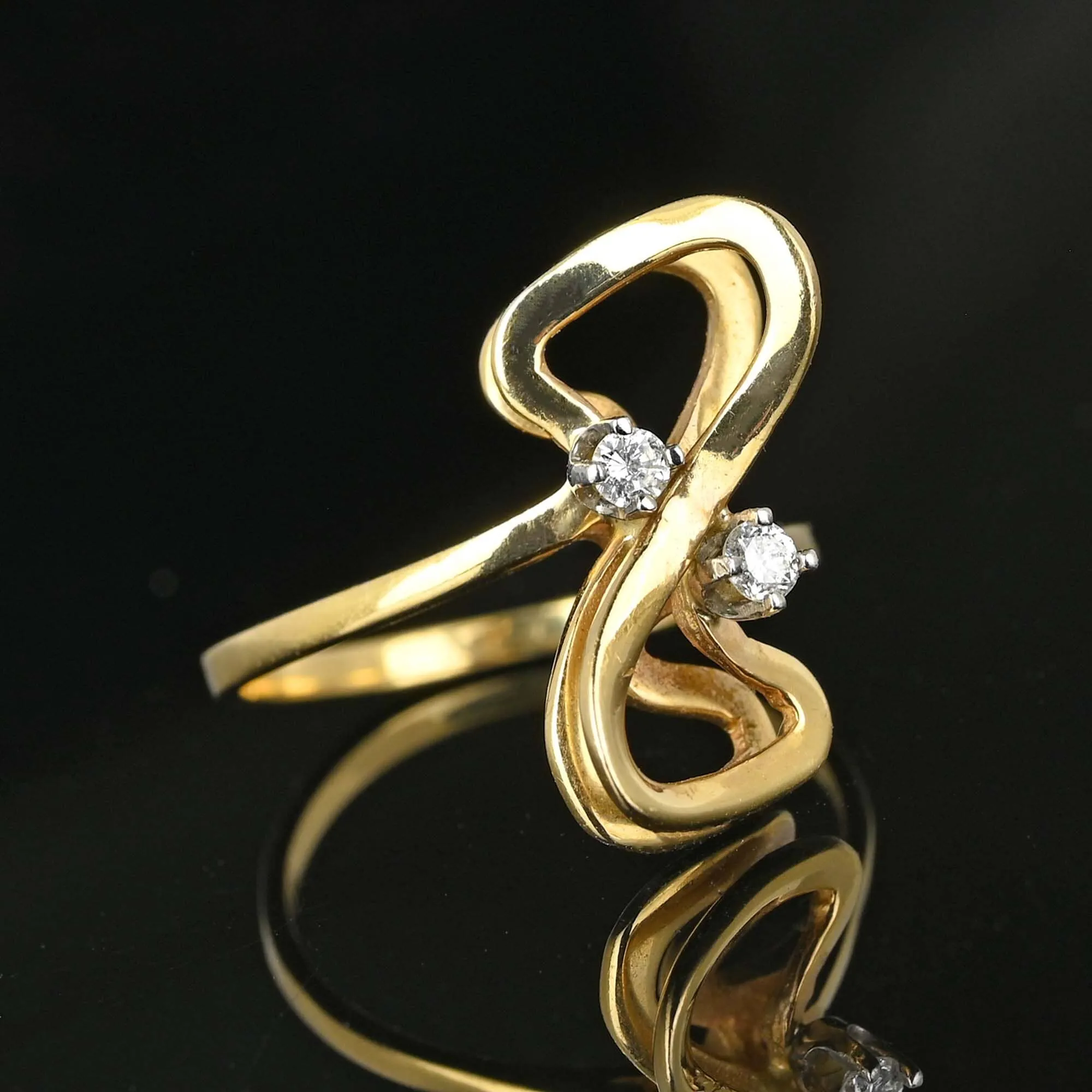Vintage Double Infinity Figure Eight Diamond Ring in 14K Gold