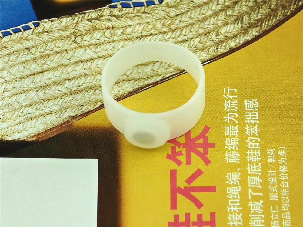 Women Foot Care Tool Silicone Magnetic Massage Foot Toe Ring